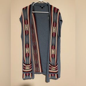 Chaps sweater vest, pockets, very comfy